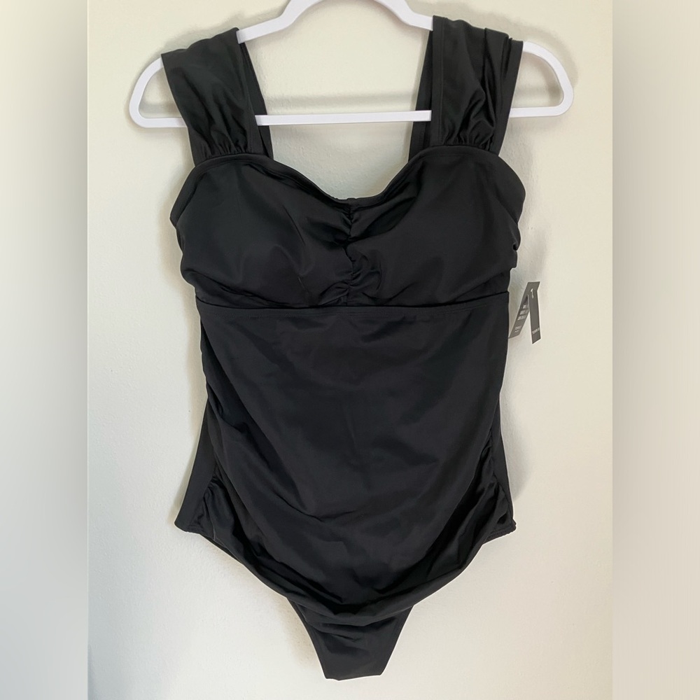 00 TORRID SWIMSUIT ONE PIECE BLACK